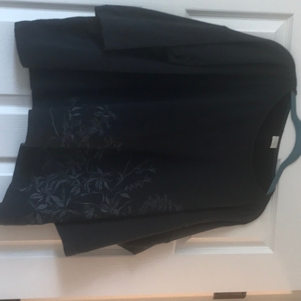 Poetry  embroidered knit Top, gray on charcoal